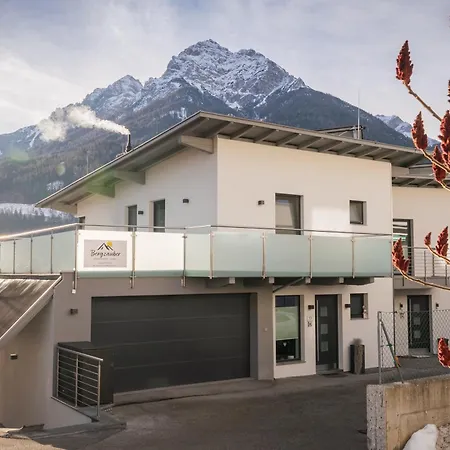 Bergzauber Stubai Appartement *